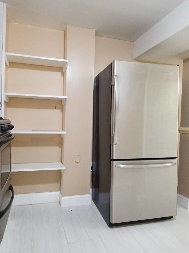 Building Photo - 176-44 130th Ave