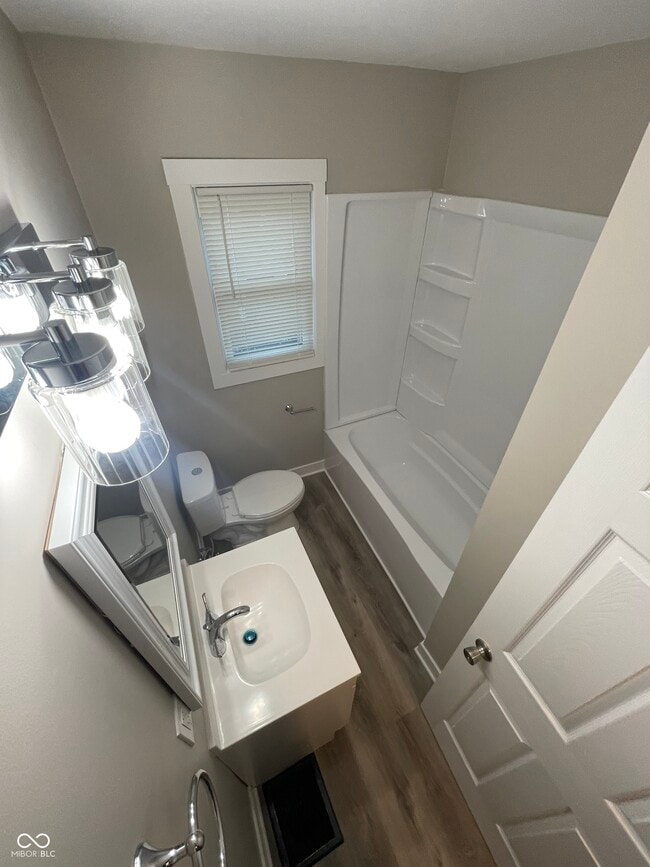 Building Photo - 41 Rosemere Ave