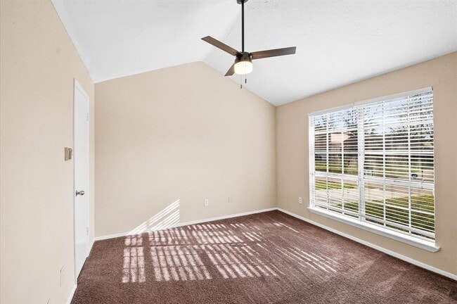 Building Photo - 1026 Melford Ave