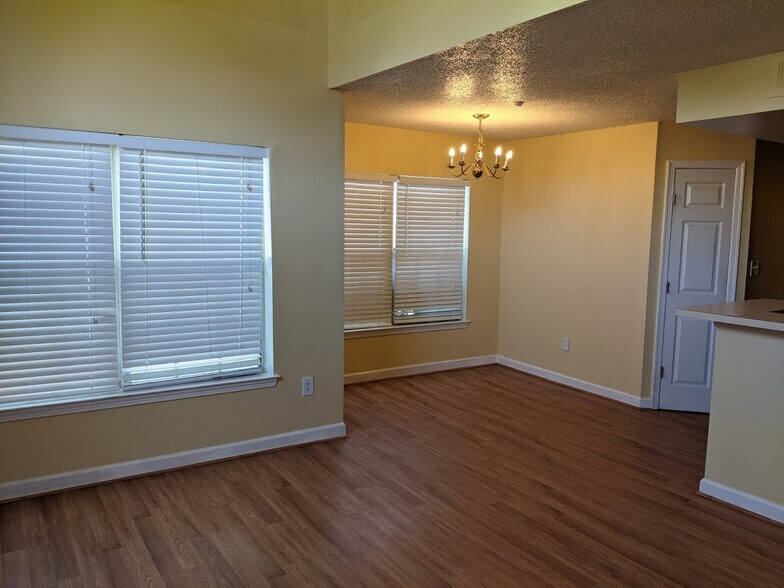 Building Photo - 14122 Bowsprit Ln