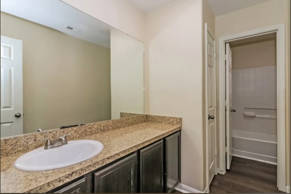 Building Photo - 18806 N Lyford Dr