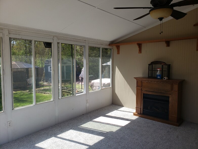 Building Photo - 71 Ranger Rd