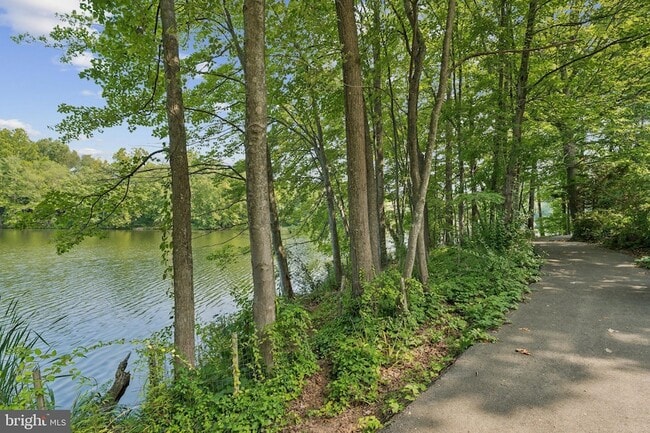 Building Photo - 13212 Meander Cove Dr