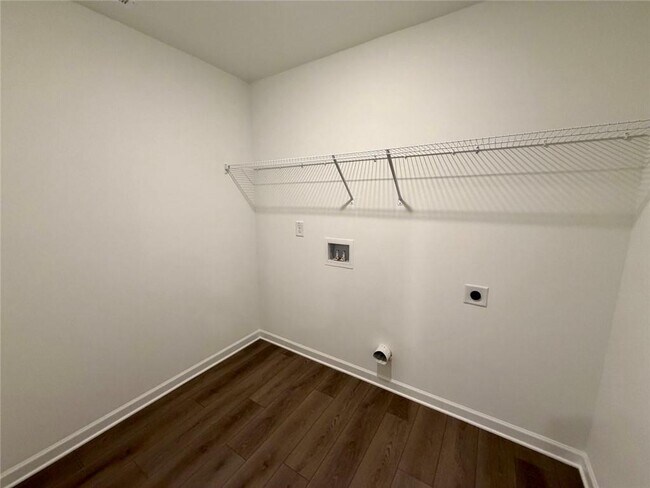 Building Photo - 5333 Frontier Ct