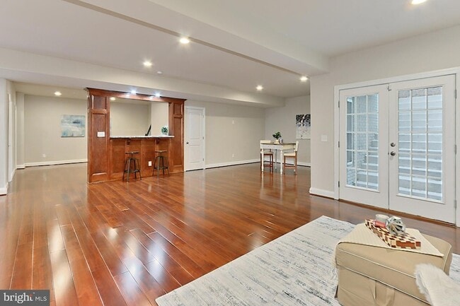 Building Photo - 6526 Dearborn Dr