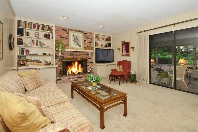 Building Photo - 1406 Magna Ct