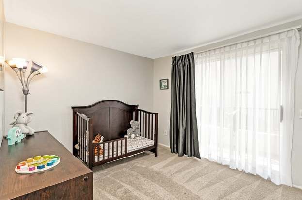 Building Photo - 7400 Altiva Pl