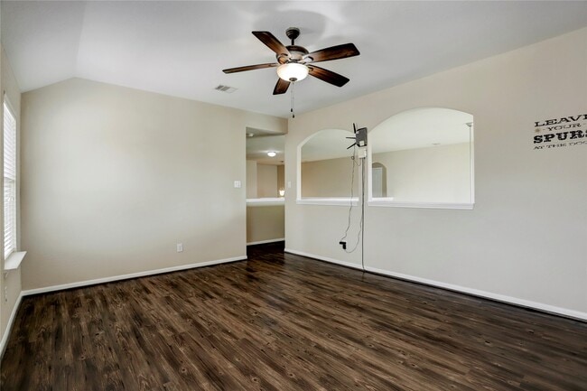 Building Photo - 6007 Pomme Bay Pass