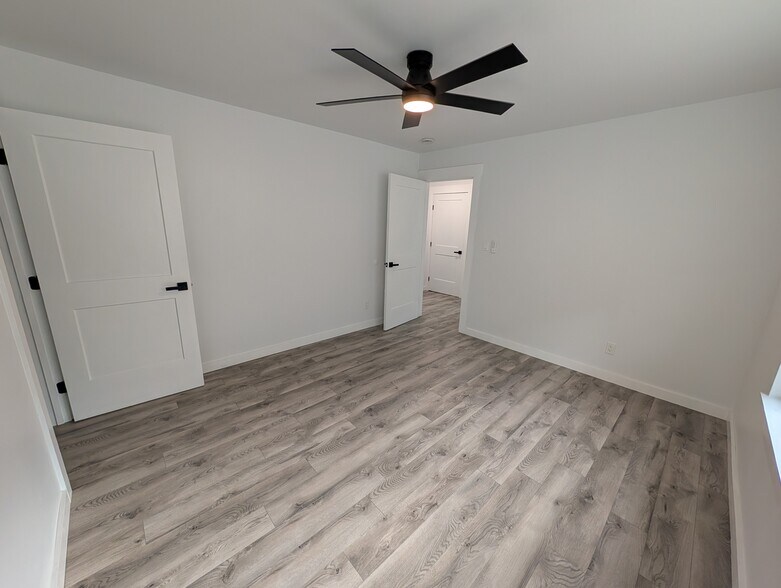 Building Photo - 333 Corinth Rd