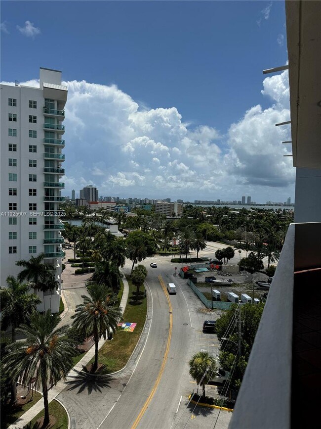 Building Photo - 7904 West Dr