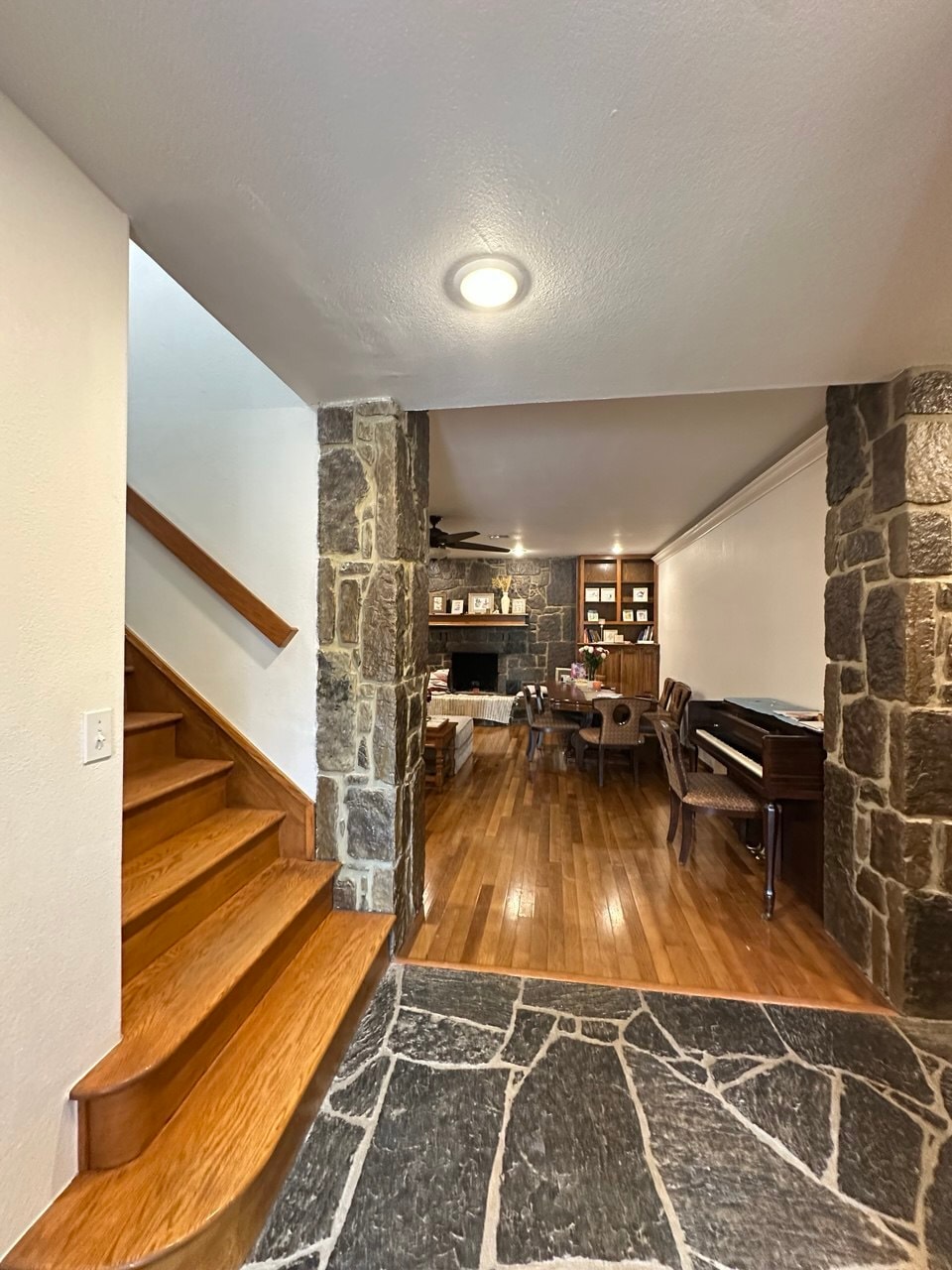 Building Photo - 3609 Hampton Ct
