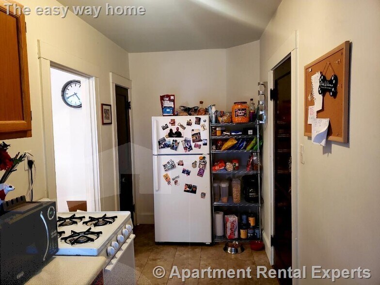 Building Photo - 155 Summer St