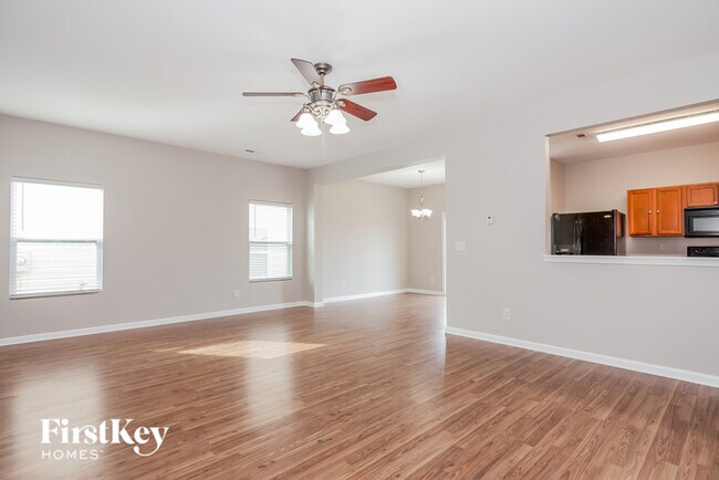 Building Photo - 937 Willow Wind Dr