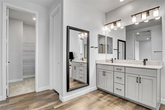 Building Photo - 318 Wind Poppy St