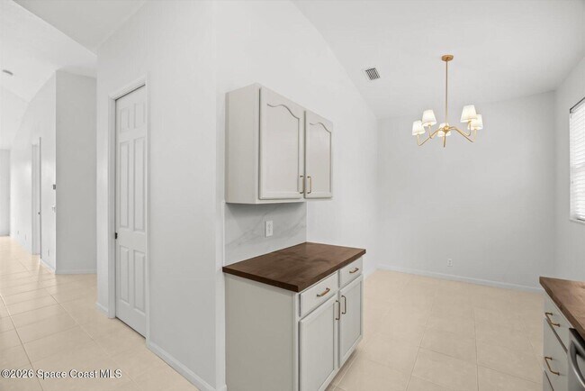 Building Photo - 8406 Mulligan Cir