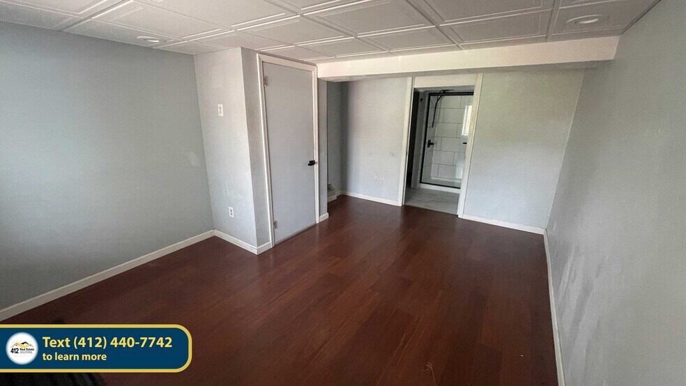 Building Photo - 523 Larix Rd