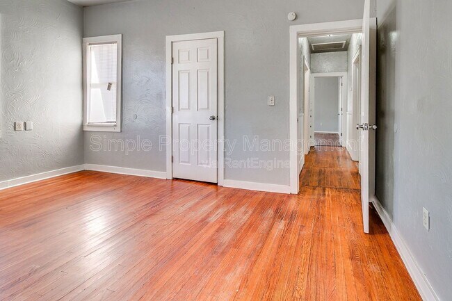 Building Photo - 1709 NW 32nd St