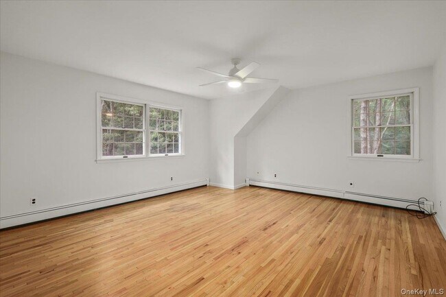Building Photo - 520 Croton Falls Rd