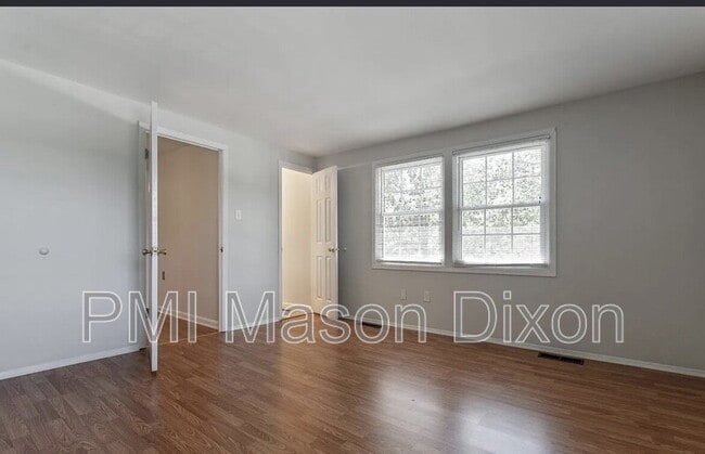 Building Photo - 12718 Haskell Ln