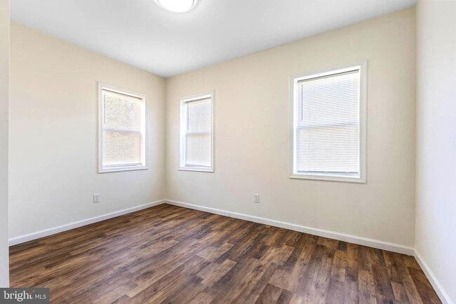 Building Photo - 3324 Edmondson Ave