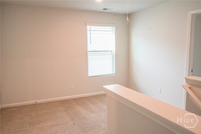 Building Photo - 391 Coconut Dr