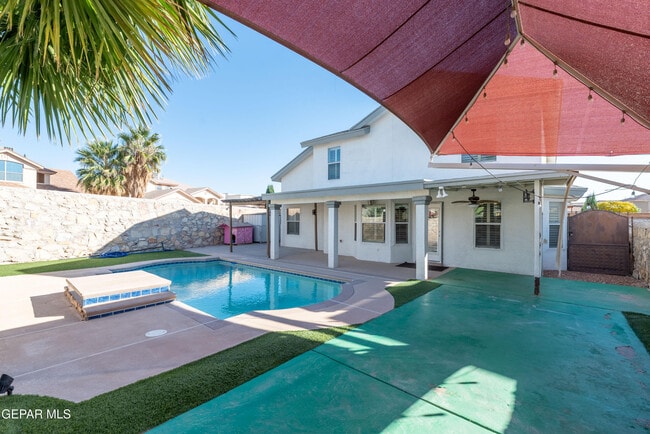 Building Photo - 12297 Kingsgate Ct