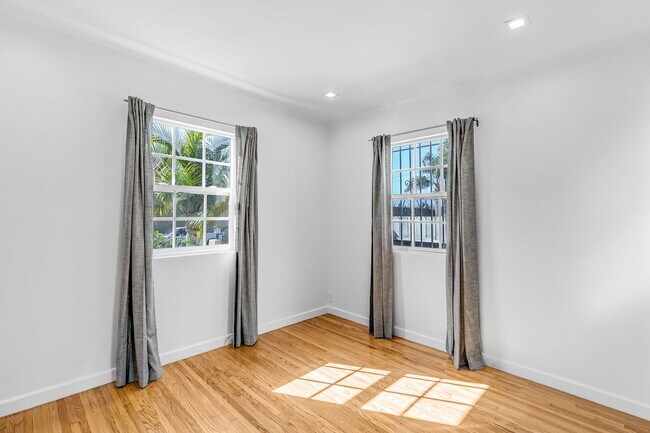 Building Photo - 3620 Tuller Ave