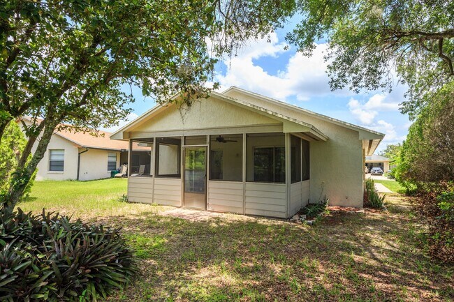 Building Photo - Clean and Neat Single Family Home