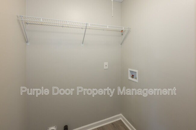 Building Photo - 4281 Keheley Lake Dr