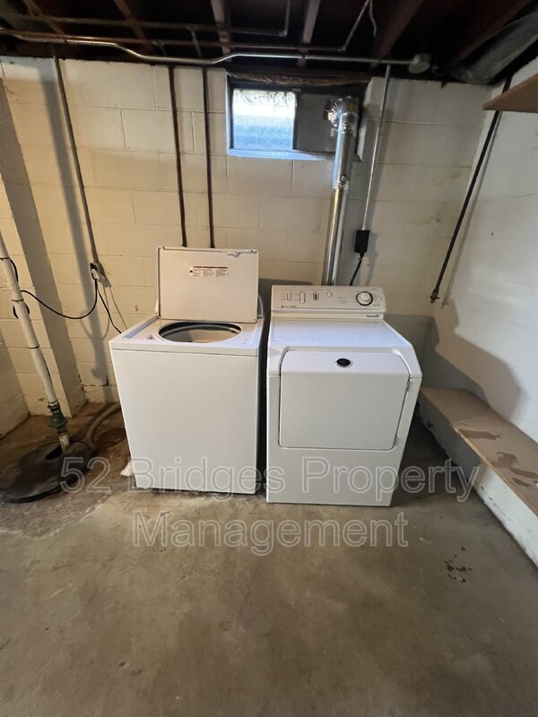 Building Photo - 3122 Shawnee Ave