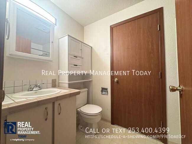 Building Photo - 117 162nd St S