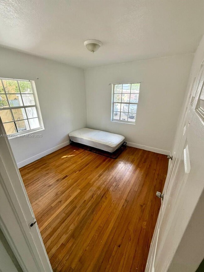 Building Photo - 1791 Marseille Dr