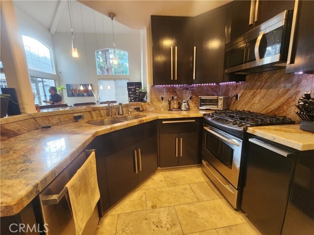 Building Photo - 131 Montara Dr