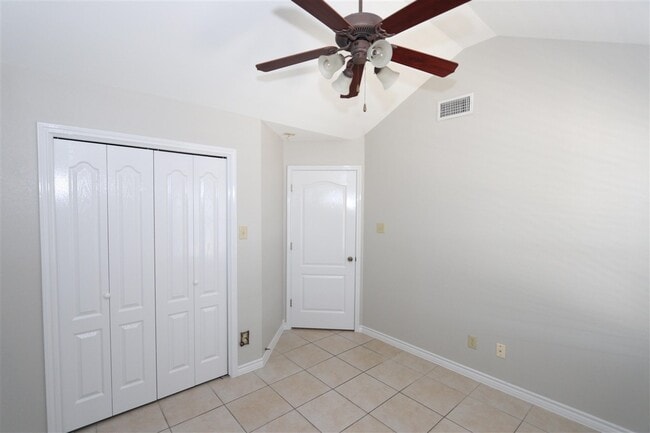 Building Photo - 9804 Cantera Ct