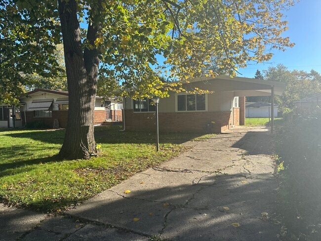 Primary Photo - 14451 Sangamon St