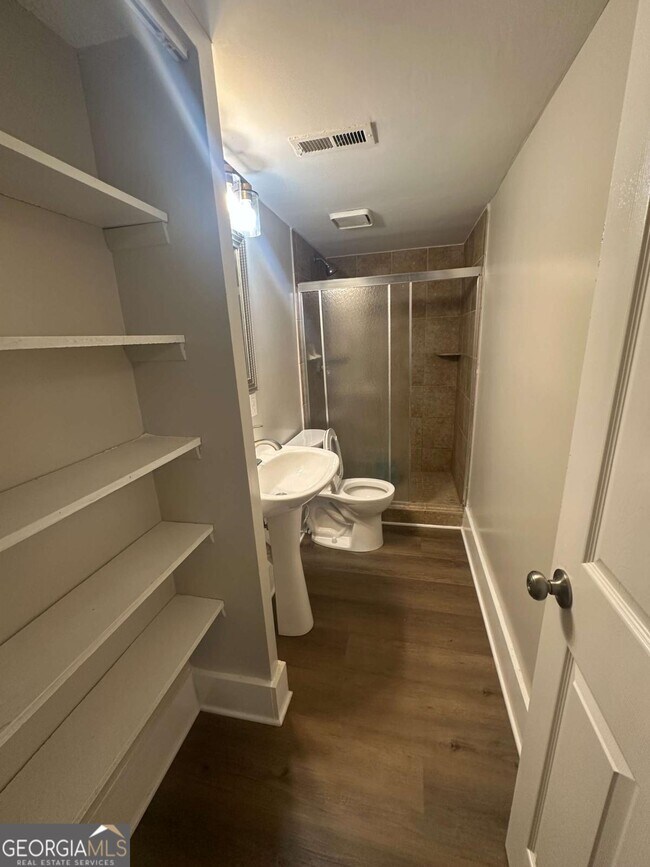 Building Photo - 2205 Mill Wood Ct NW