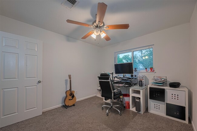 Building Photo - 12602 Westleigh Dr