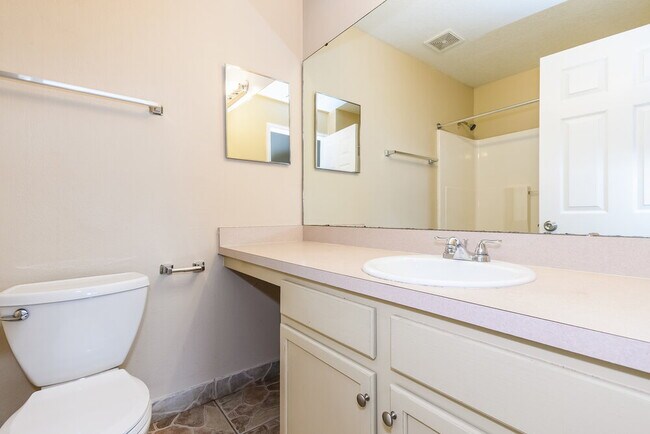 Building Photo - 3320 Kelsey Ln