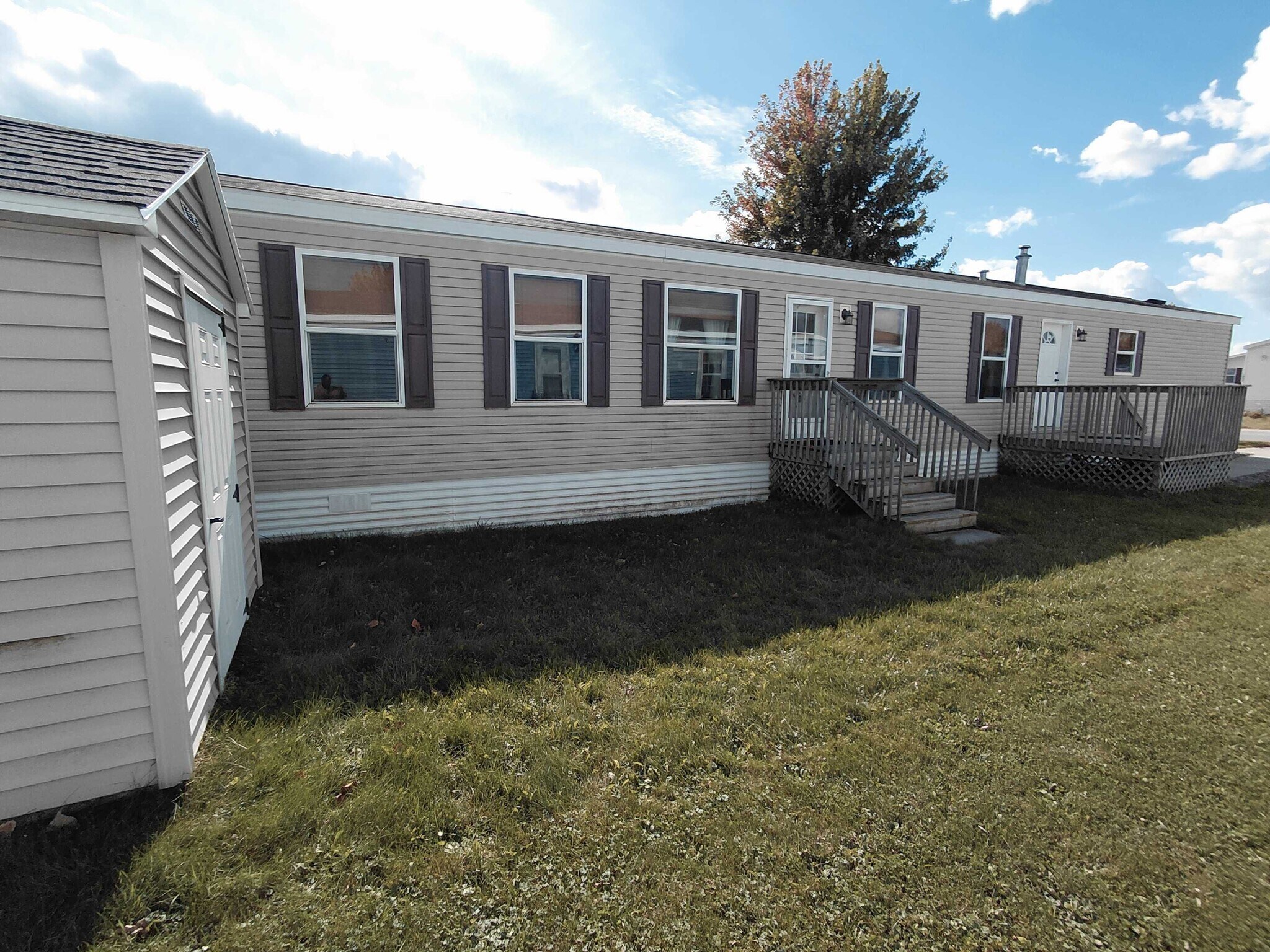 Building Photo - 2022 Mockingbird Pl NW
