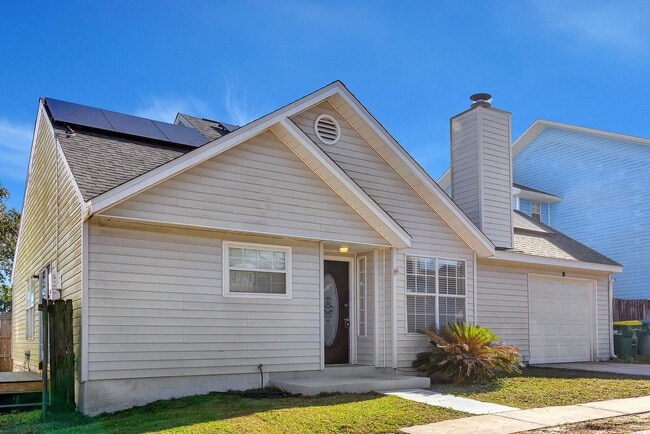 Building Photo - 3 bedroom in Ft Walton!!