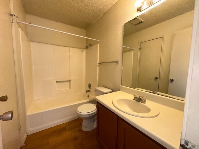 Building Photo - 9933 Ardash Ln