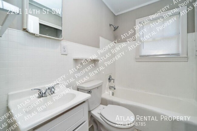 Building Photo - 2201 14th St SW