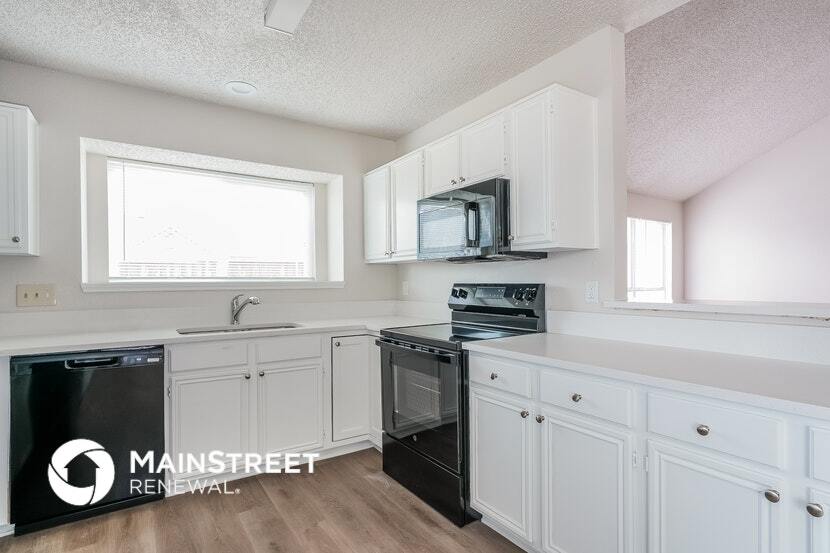 Building Photo - 900 Blewitt Dr