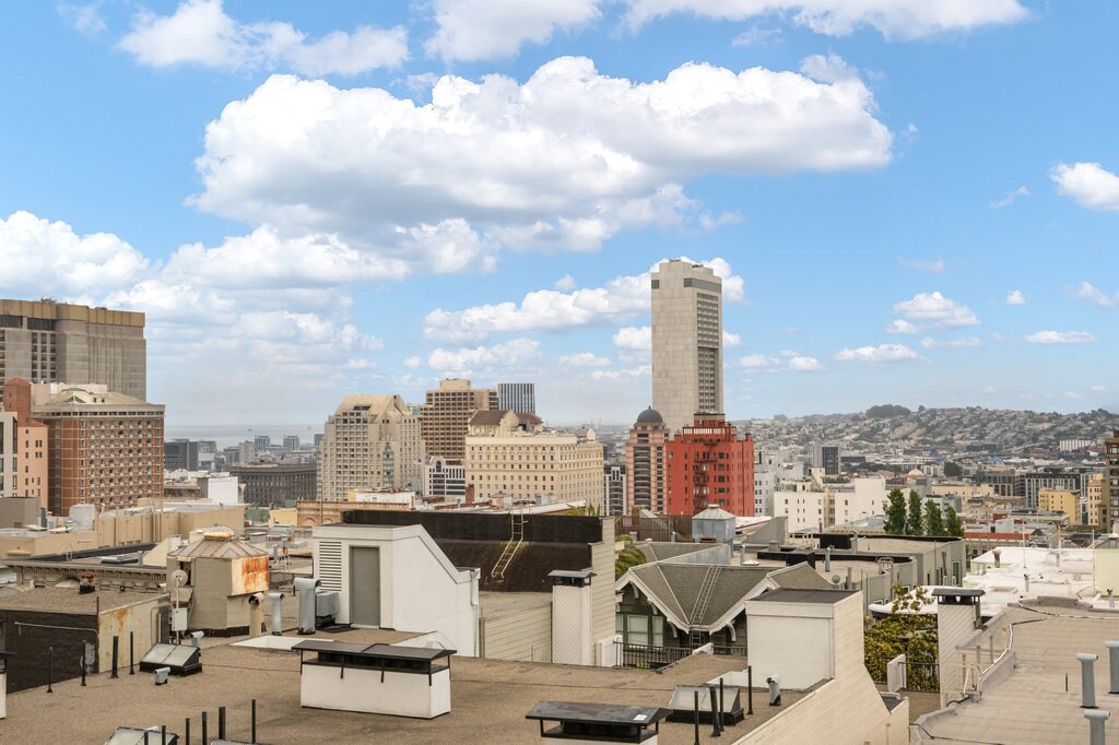 Building Photo - 1255 California St