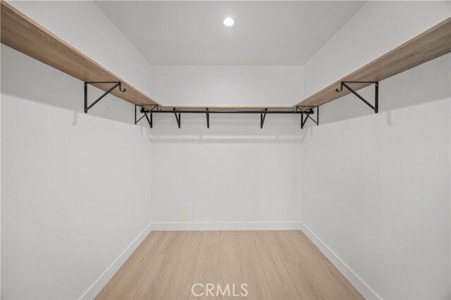 Building Photo - 6946 Amestoy Ave