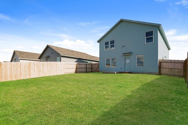 Building Photo - 1616 Hummock Steep