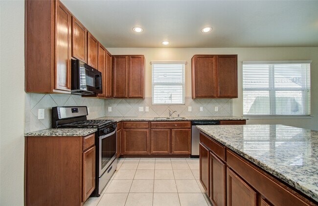 Building Photo - 24931 Puccini Pl