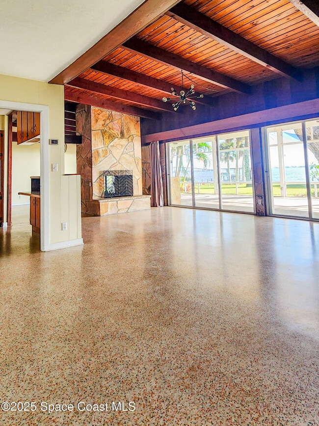 Building Photo - 1181 Sunny Point Dr