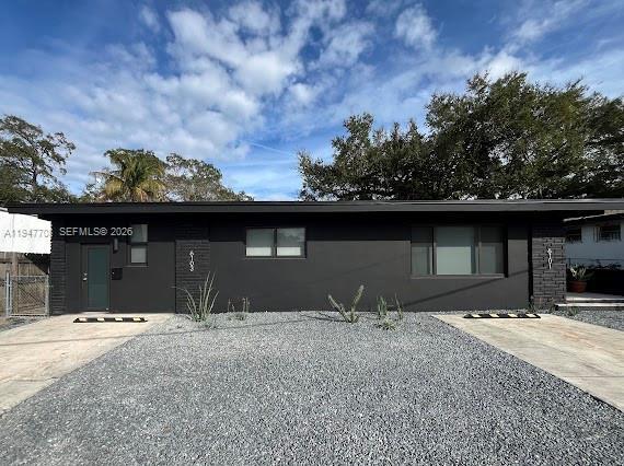 Building Photo - 6101 NE Miami Ct