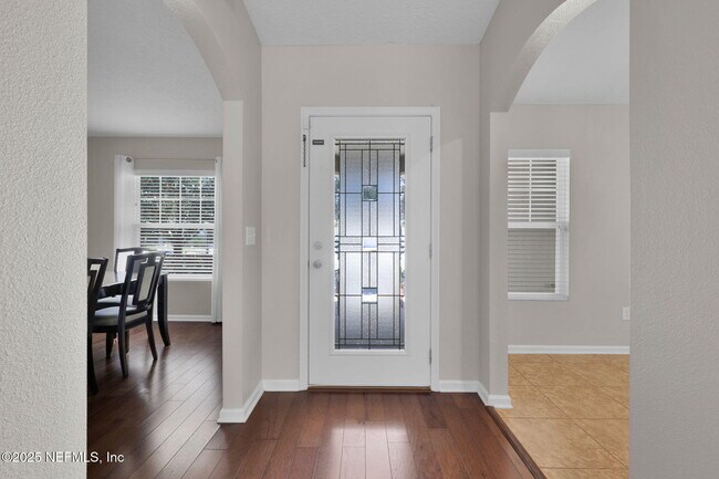 Building Photo - 16301 Magnolia Grove Way